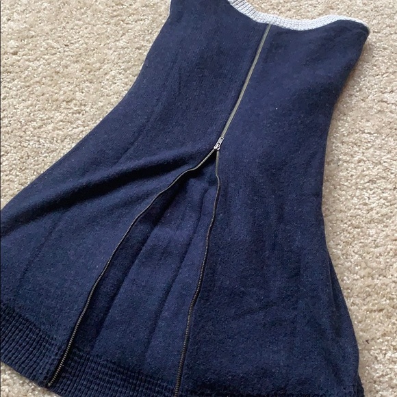 Sweater - Picture 2 of 5